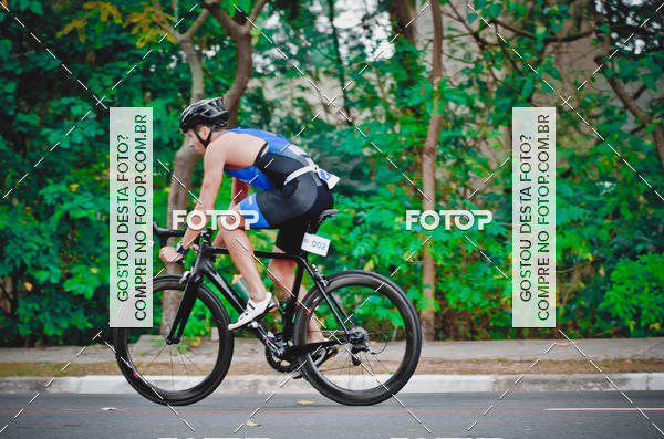 Buy your photos of the eventVSERIES Duathlon & Running on Fotop