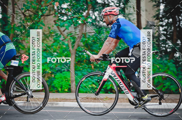 Buy your photos of the eventVSERIES Duathlon & Running on Fotop