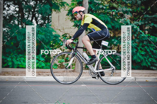 Buy your photos of the eventVSERIES Duathlon & Running on Fotop