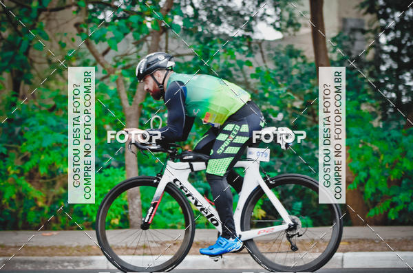Buy your photos of the eventVSERIES Duathlon & Running on Fotop