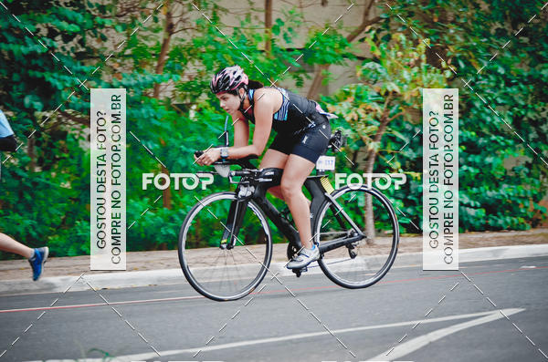 Buy your photos of the eventVSERIES Duathlon & Running on Fotop