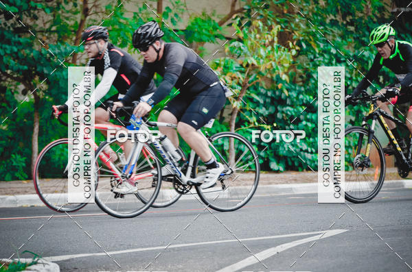 Buy your photos of the eventVSERIES Duathlon & Running on Fotop
