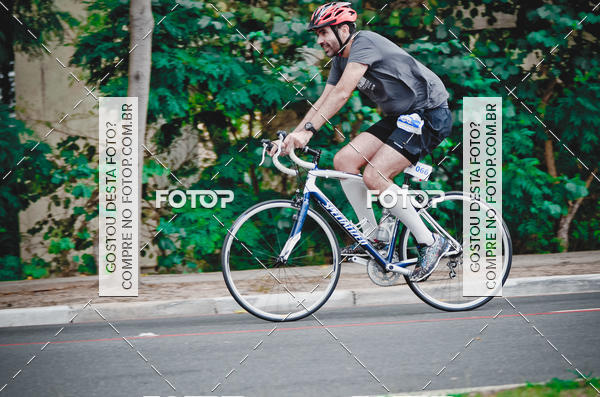 Buy your photos of the eventVSERIES Duathlon & Running on Fotop