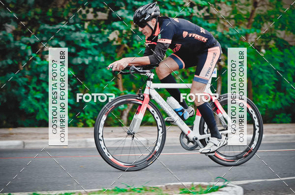 Buy your photos of the eventVSERIES Duathlon & Running on Fotop