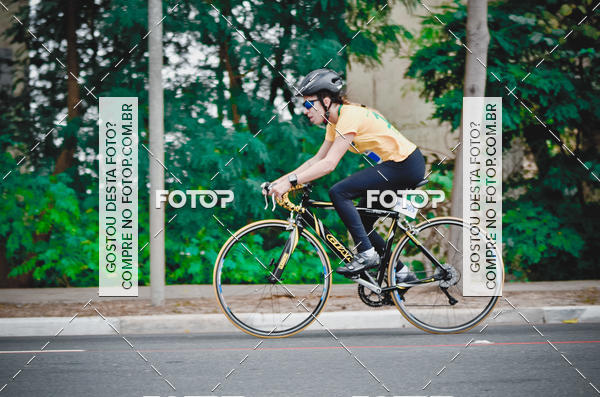 Buy your photos of the eventVSERIES Duathlon & Running on Fotop