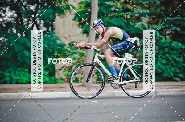 Buy your photos of the eventVSERIES Duathlon & Running on Fotop