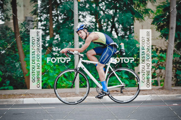 Buy your photos of the eventVSERIES Duathlon & Running on Fotop