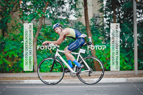 Buy your photos of the eventVSERIES Duathlon & Running on Fotop