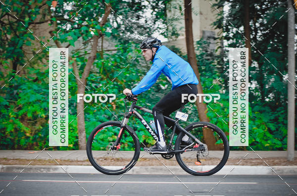 Buy your photos of the eventVSERIES Duathlon & Running on Fotop