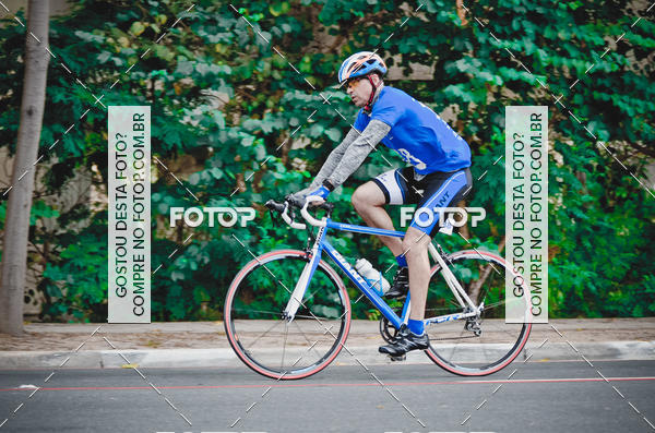 Buy your photos of the eventVSERIES Duathlon & Running on Fotop