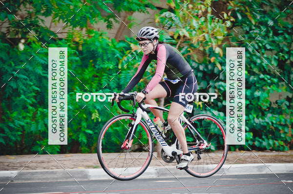 Buy your photos of the eventVSERIES Duathlon & Running on Fotop