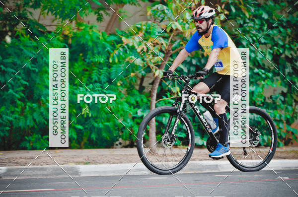 Buy your photos of the eventVSERIES Duathlon & Running on Fotop