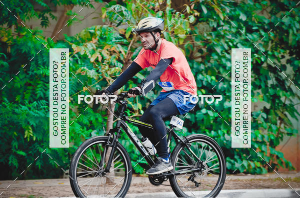 Buy your photos of the eventVSERIES Duathlon & Running on Fotop