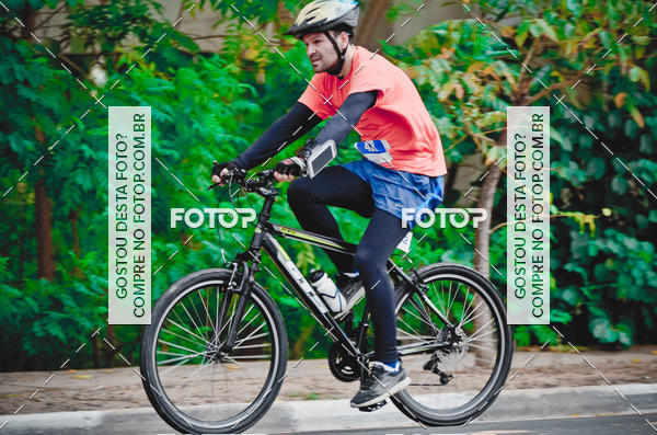 Buy your photos of the eventVSERIES Duathlon & Running on Fotop