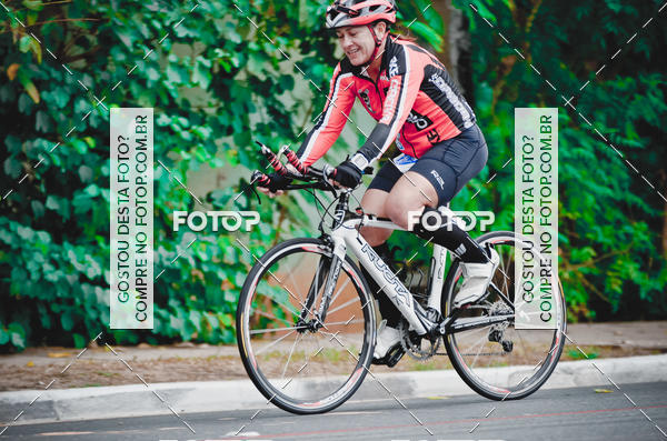 Buy your photos of the eventVSERIES Duathlon & Running on Fotop