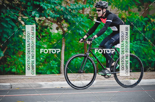 Buy your photos of the eventVSERIES Duathlon & Running on Fotop