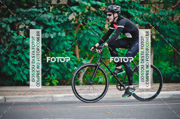 Buy your photos of the eventVSERIES Duathlon & Running on Fotop