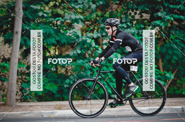 Buy your photos of the eventVSERIES Duathlon & Running on Fotop