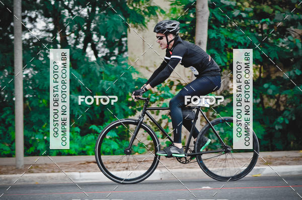 Buy your photos of the eventVSERIES Duathlon & Running on Fotop