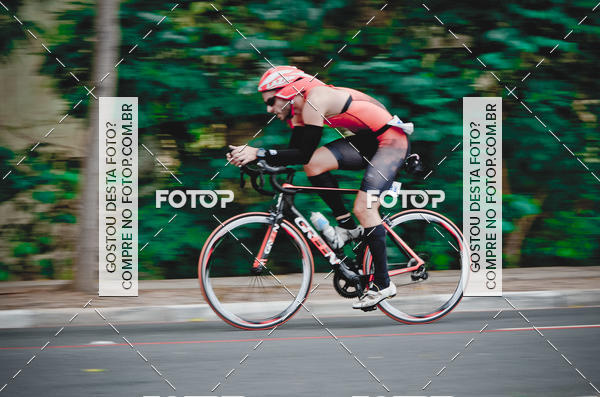 Buy your photos of the eventVSERIES Duathlon & Running on Fotop