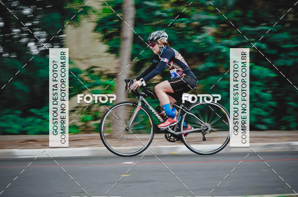 Buy your photos of the eventVSERIES Duathlon & Running on Fotop