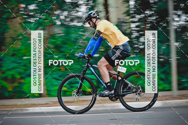 Buy your photos of the eventVSERIES Duathlon & Running on Fotop