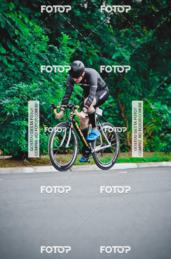 Buy your photos of the eventVSERIES Duathlon & Running on Fotop