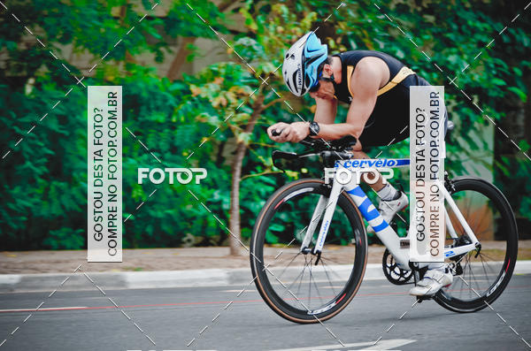 Buy your photos of the eventVSERIES Duathlon & Running on Fotop