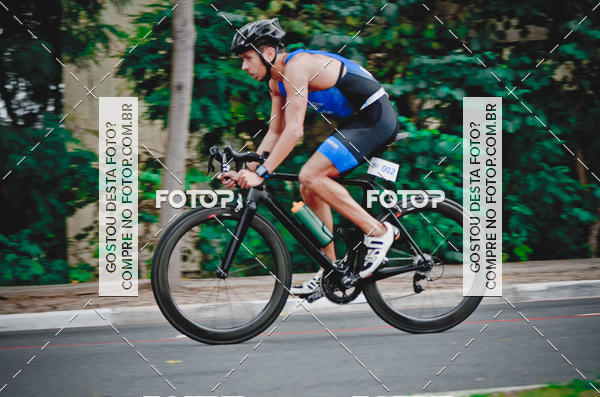 Buy your photos of the eventVSERIES Duathlon & Running on Fotop
