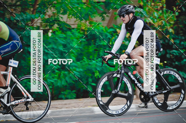 Buy your photos of the eventVSERIES Duathlon & Running on Fotop