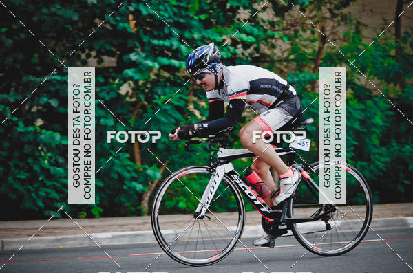 Buy your photos of the eventVSERIES Duathlon & Running on Fotop