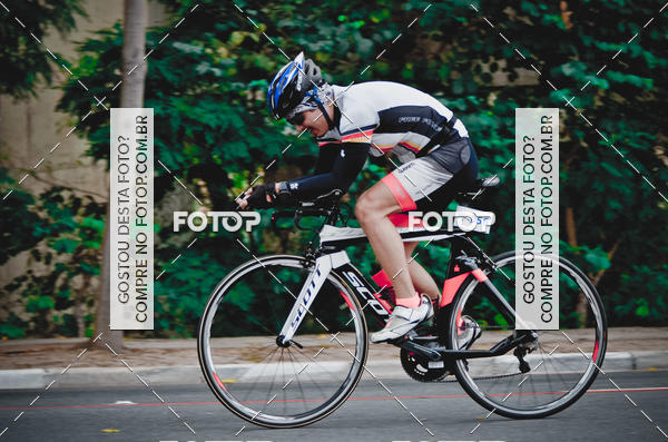 Buy your photos of the eventVSERIES Duathlon & Running on Fotop