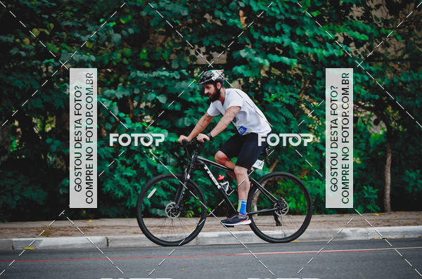 Buy your photos of the eventVSERIES Duathlon & Running on Fotop