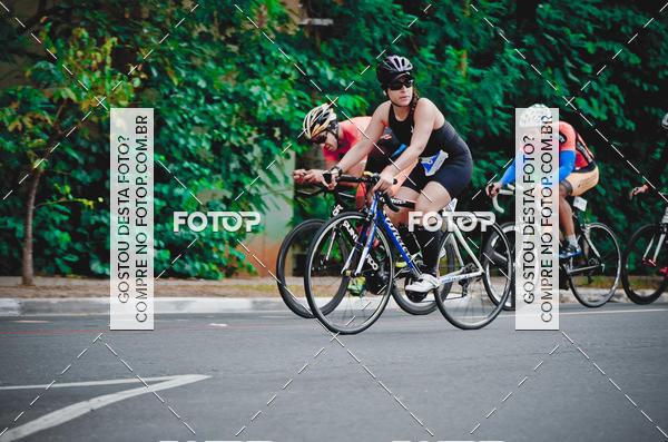 Buy your photos of the eventVSERIES Duathlon & Running on Fotop