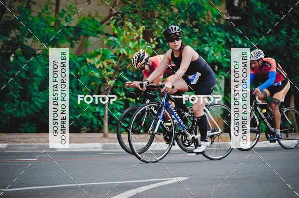 Buy your photos of the eventVSERIES Duathlon & Running on Fotop