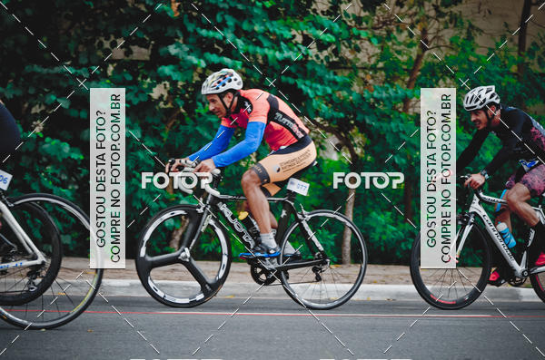 Buy your photos of the eventVSERIES Duathlon & Running on Fotop