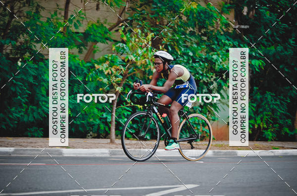 Buy your photos of the eventVSERIES Duathlon & Running on Fotop