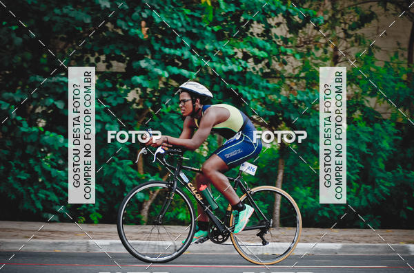 Buy your photos of the eventVSERIES Duathlon & Running on Fotop