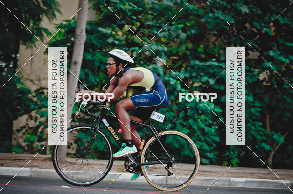 Buy your photos of the eventVSERIES Duathlon & Running on Fotop