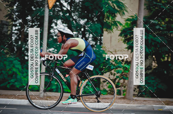 Buy your photos of the eventVSERIES Duathlon & Running on Fotop