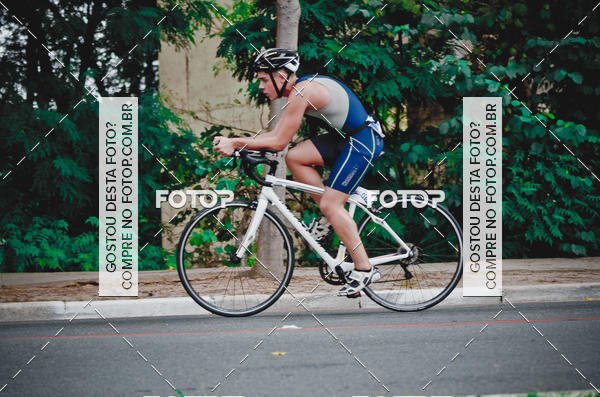 Buy your photos of the eventVSERIES Duathlon & Running on Fotop