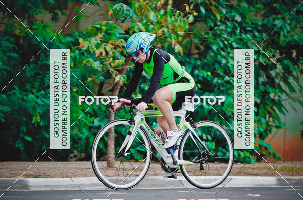 Buy your photos of the eventVSERIES Duathlon & Running on Fotop