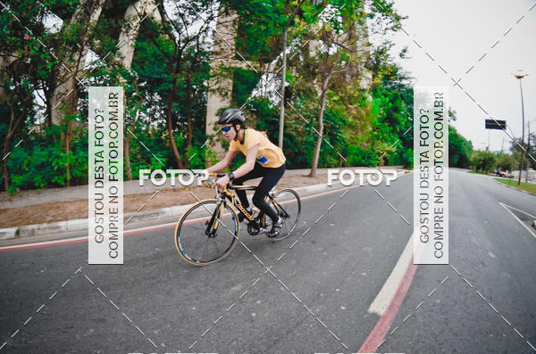 Buy your photos of the eventVSERIES Duathlon & Running on Fotop