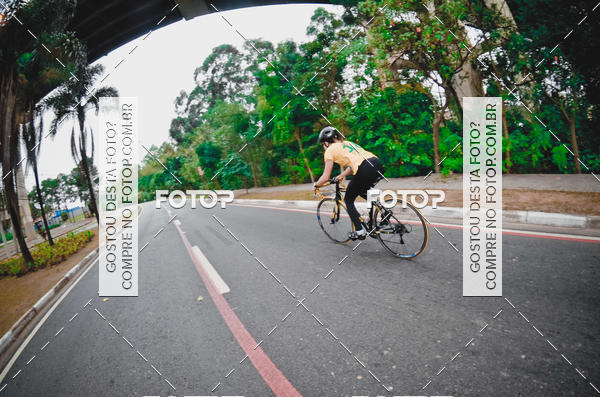 Buy your photos of the eventVSERIES Duathlon & Running on Fotop