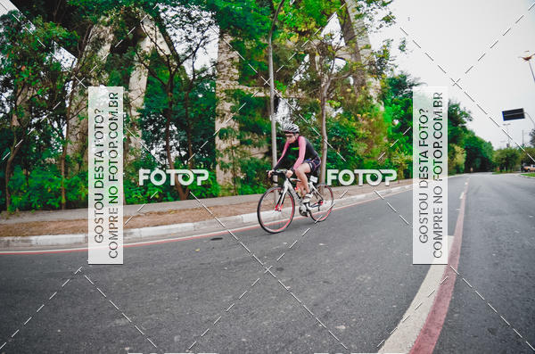 Buy your photos of the eventVSERIES Duathlon & Running on Fotop