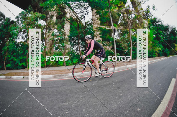 Buy your photos of the eventVSERIES Duathlon & Running on Fotop