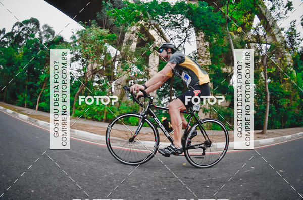 Buy your photos of the eventVSERIES Duathlon & Running on Fotop