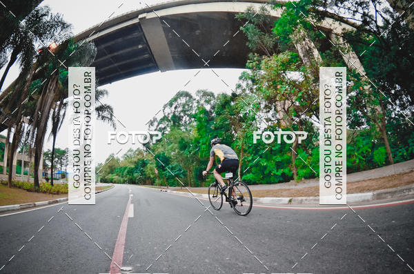 Buy your photos of the eventVSERIES Duathlon & Running on Fotop