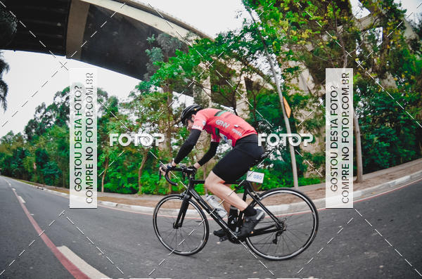 Buy your photos of the eventVSERIES Duathlon & Running on Fotop
