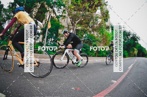 Buy your photos of the eventVSERIES Duathlon & Running on Fotop